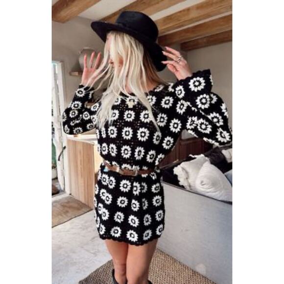 Show Me Your Mumu Mamacita Black Crochet Dress Small - Picture 1 of 8